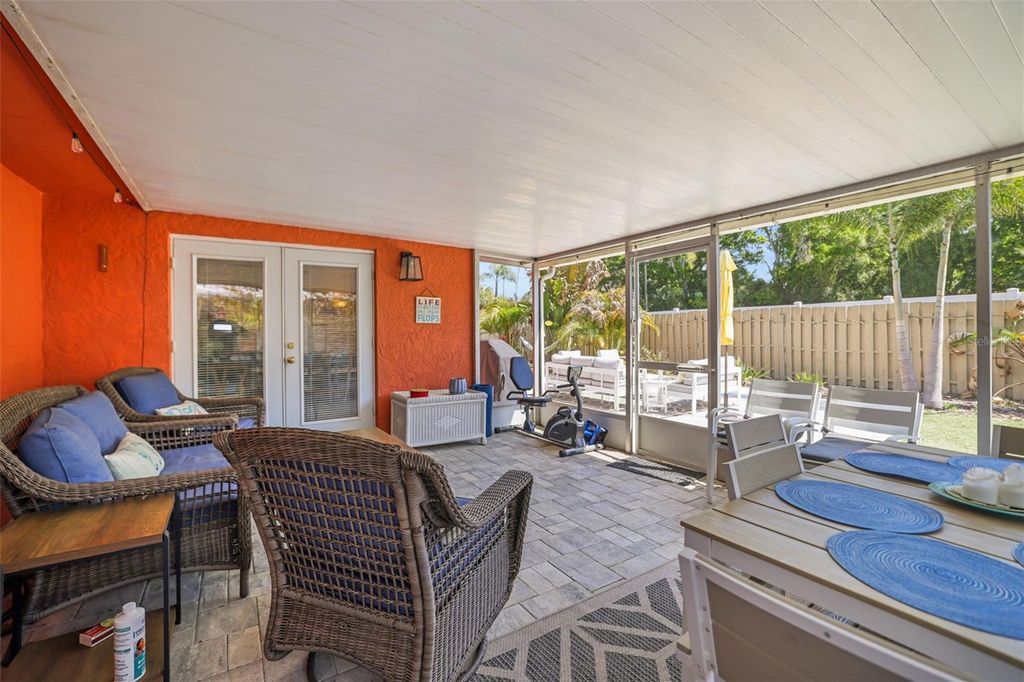 Image 45 of property listing at 985 GULF VIEW BOULEVARD, Dunedin, FL 34698