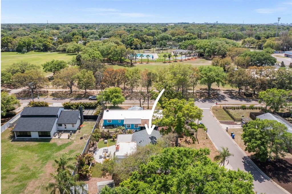 Image 48 of property listing at 985 GULF VIEW BOULEVARD, Dunedin, FL 34698