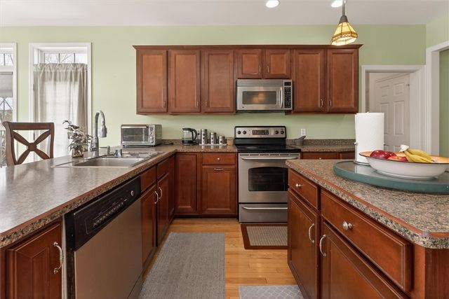 2 Chriswell Lane, Pittsford, NY 14534