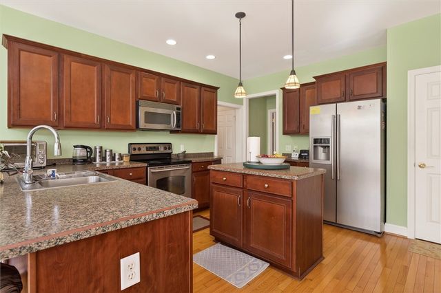 2 Chriswell Lane, Pittsford, NY 14534