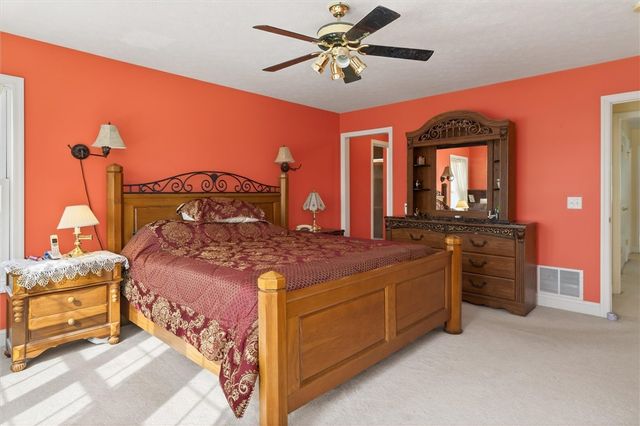 2 Chriswell Lane, Pittsford, NY 14534