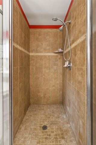 2 Chriswell Lane, Pittsford, NY 14534