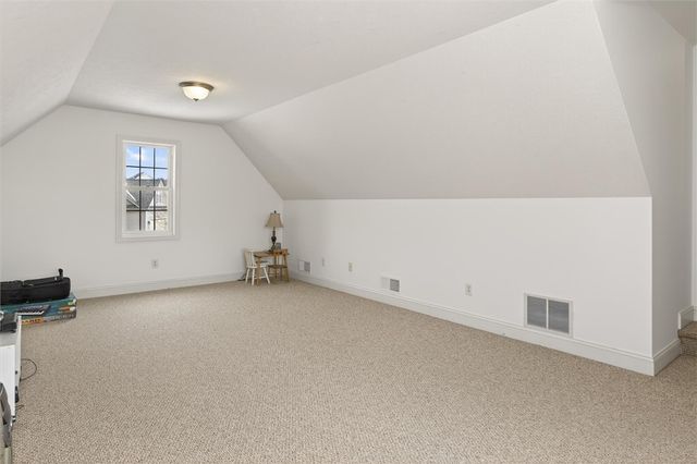 2 Chriswell Lane, Pittsford, NY 14534