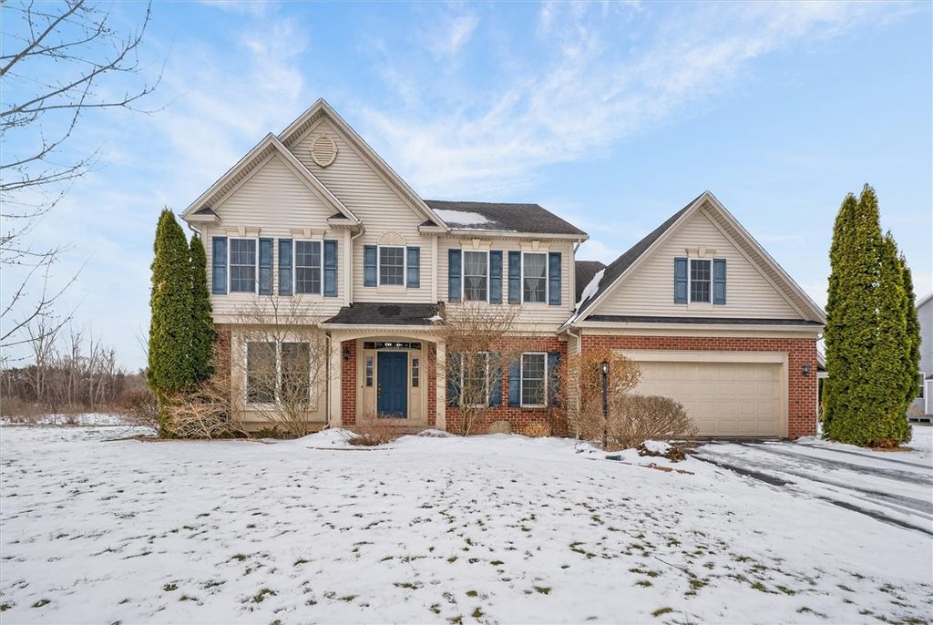 2 Chriswell Lane, Pittsford, NY 14534