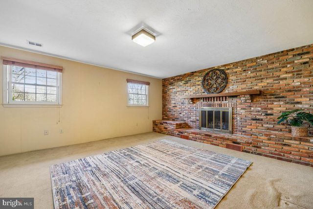 11724 ENID DR, Potomac, MD 20854