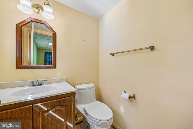 11724 ENID DR, Potomac, MD 20854