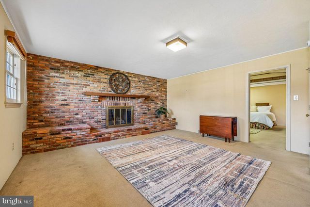 11724 ENID DR, Potomac, MD 20854