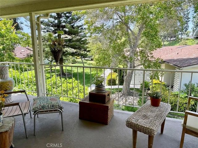 29 Calle Aragon Q, Laguna Woods, CA 92637