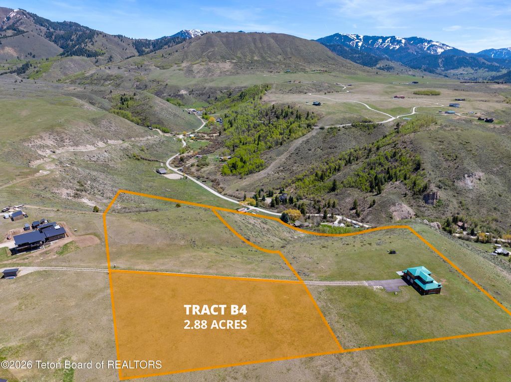 7545 S SQUAW CREEK Road, Jackson, WY 83001 photo 3