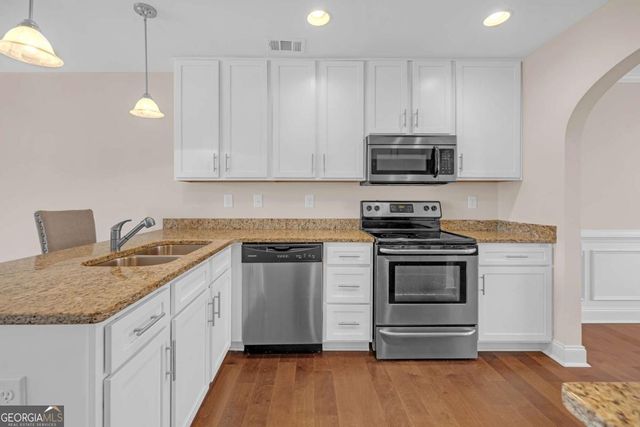 5845 Garden Circle, Douglasville, GA 30135