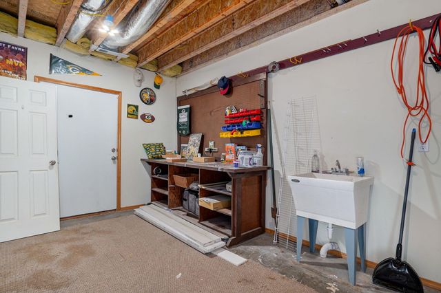 3225 S Creekside Drive S, Springfield, MO 65807