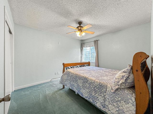 3243 N Dewey Avenue, Fresno, CA 93722