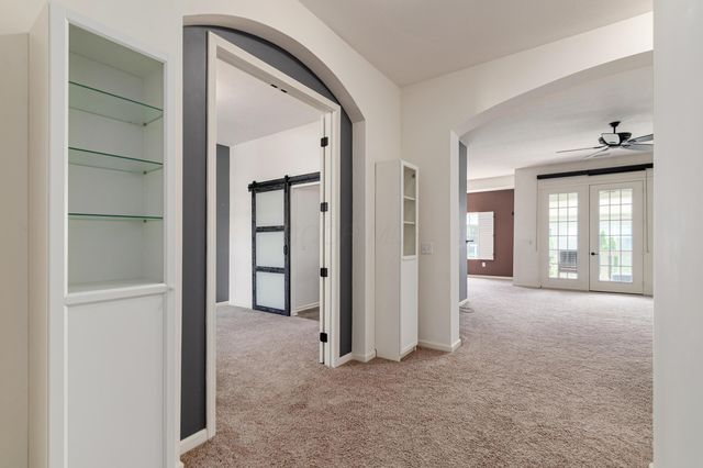 1413 Carylake Circle, Columbus, OH 43240