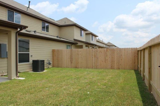 12342 Roy Mix Bohn Lane, Houston, TX 77044