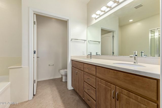 705 W QUEEN CREEK Road 1167, Chandler, AZ 85248