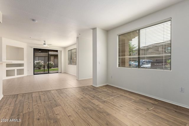 705 W QUEEN CREEK Road 1167, Chandler, AZ 85248