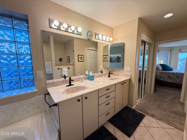 11401 E MEDINA Avenue, Mesa, AZ 85209