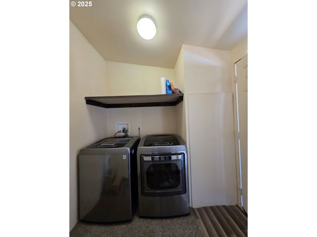 231 OWYHEE Ln, Roseburg, OR 97471