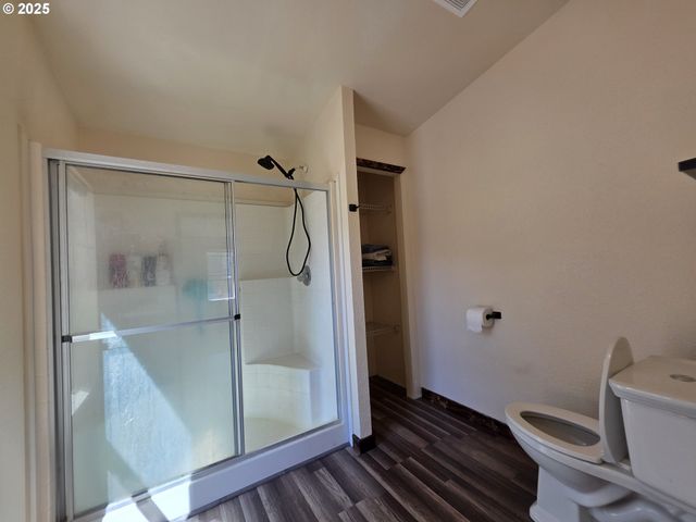 231 OWYHEE Ln, Roseburg, OR 97471