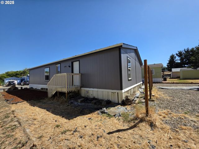 231 OWYHEE Ln, Roseburg, OR 97471