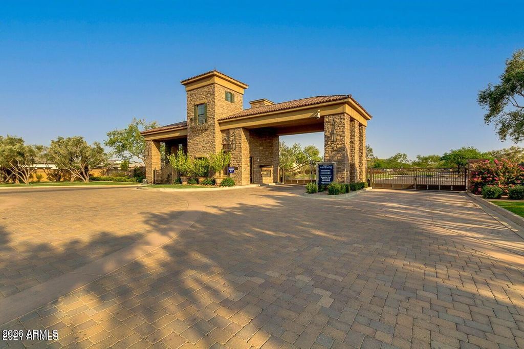 2665 E HUMMINGBIRD Way, Gilbert, AZ 85297 — exterior