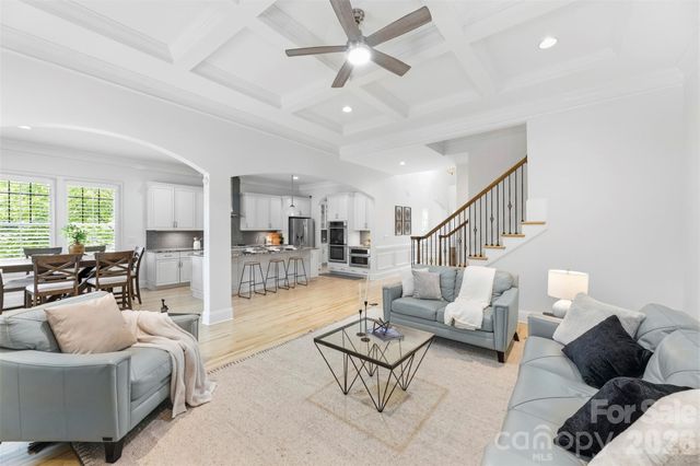 1009 Princessa Drive, Matthews, NC 28104