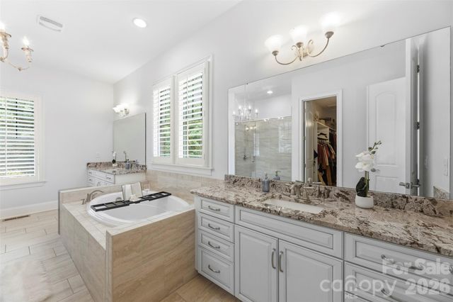 1009 Princessa Drive, Matthews, NC 28104