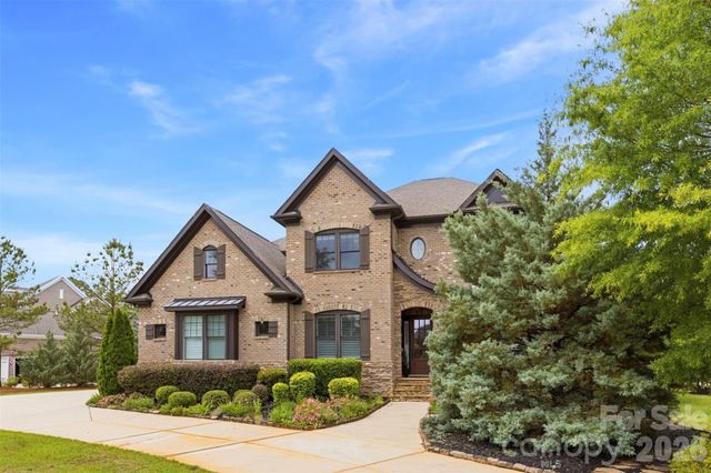 1009 Princessa Drive, Matthews, NC 28104