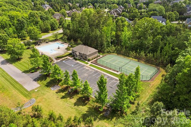 1009 Princessa Drive, Matthews, NC 28104