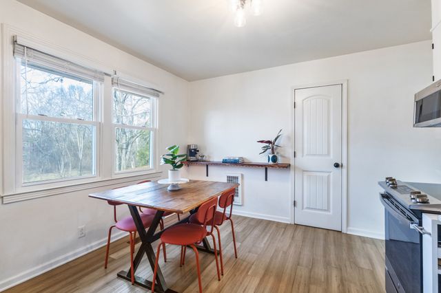 327 Dinwiddie Dr, Madison, TN 37115