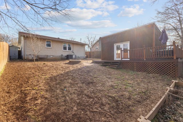 327 Dinwiddie Dr, Madison, TN 37115