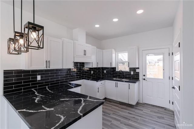 219 N Minnesota Street, Alton, TX 78573