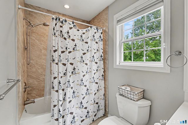 67 Summit Street, Derby, CT 06418