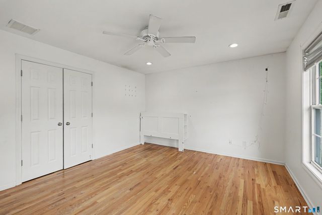 67 Summit Street, Derby, CT 06418