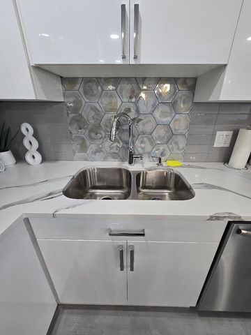 675 S GULFVIEW BOULEVARD 505, Clearwater Beach, FL 33767