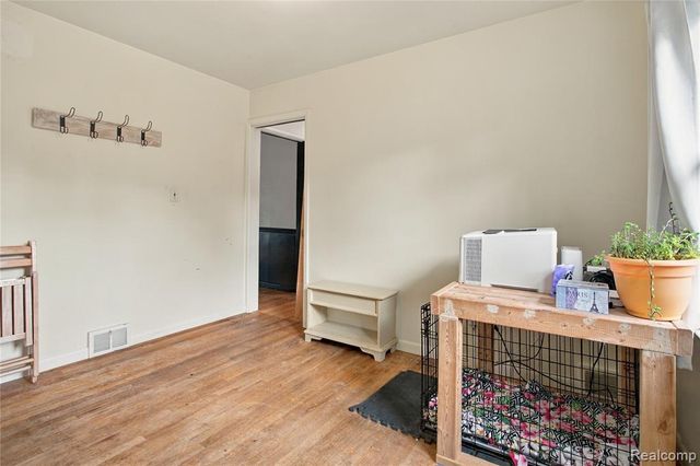 19200 Flamingo Boulevard, Livonia, MI 48152
