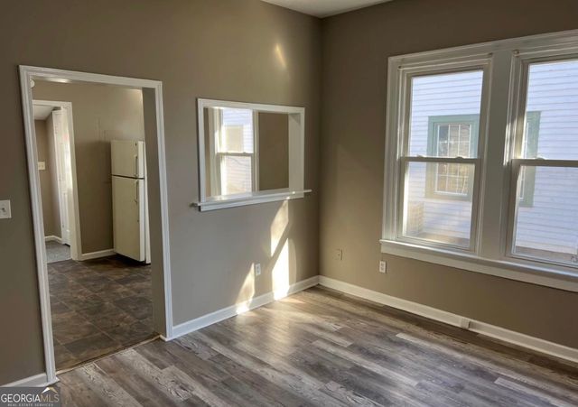 319 E Broadway Street, Griffin, GA 30223