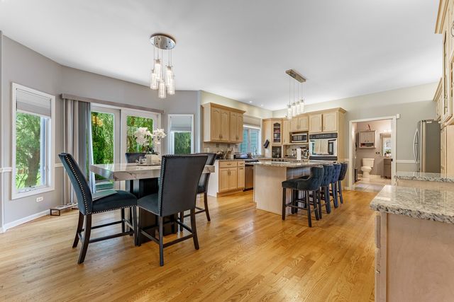 926 Edgewood Drive, Sugar Grove, IL 60554