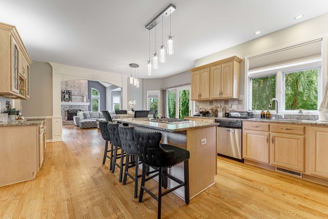 926 Edgewood Drive, Sugar Grove, IL 60554