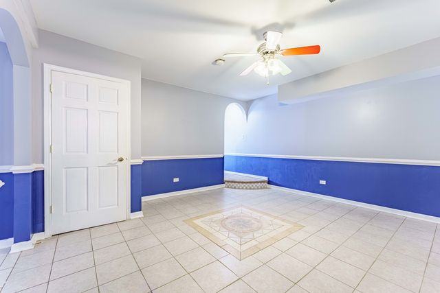 926 Edgewood Drive, Sugar Grove, IL 60554