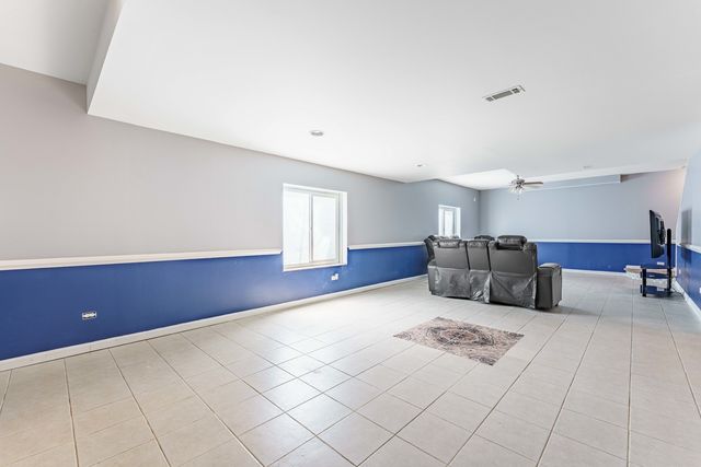 926 Edgewood Drive, Sugar Grove, IL 60554