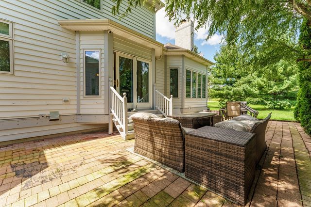 926 Edgewood Drive, Sugar Grove, IL 60554