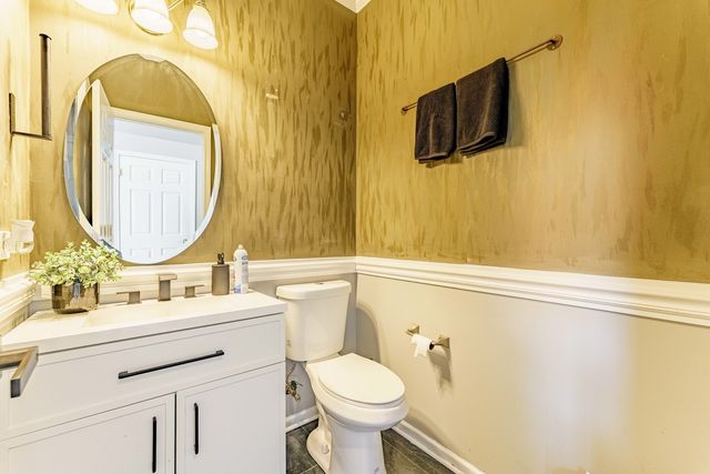 926 Edgewood Drive, Sugar Grove, IL 60554