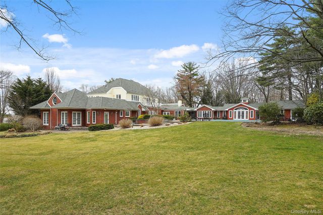 10 Hill Road, Sands Point, NY 11050