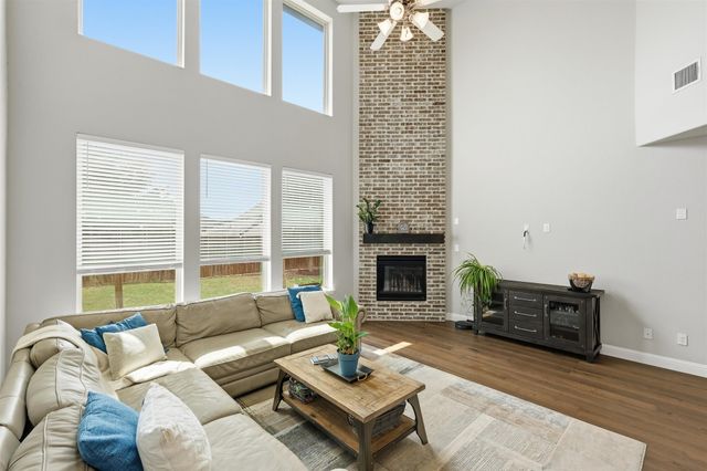 6212 Leatherstem Road, Flower Mound, TX 76226