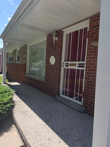 24051 Geneva Street, Oak Park, MI 48237