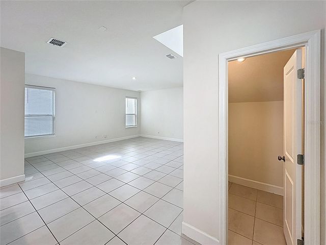 4624 PRAIRIE CREEK STREET, Winter Garden, FL 34787