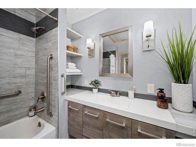 832 Gay Street, Longmont, CO 80501