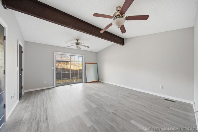 6211 E 77th Street, Tulsa, OK 74136