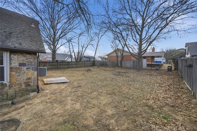 6211 E 77th Street, Tulsa, OK 74136